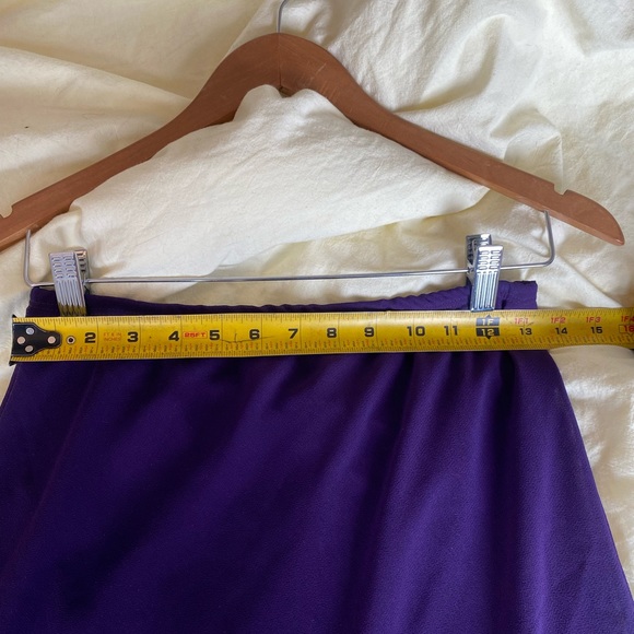 Vintage purple trumpet midi skirt. - Picture 5 of 6